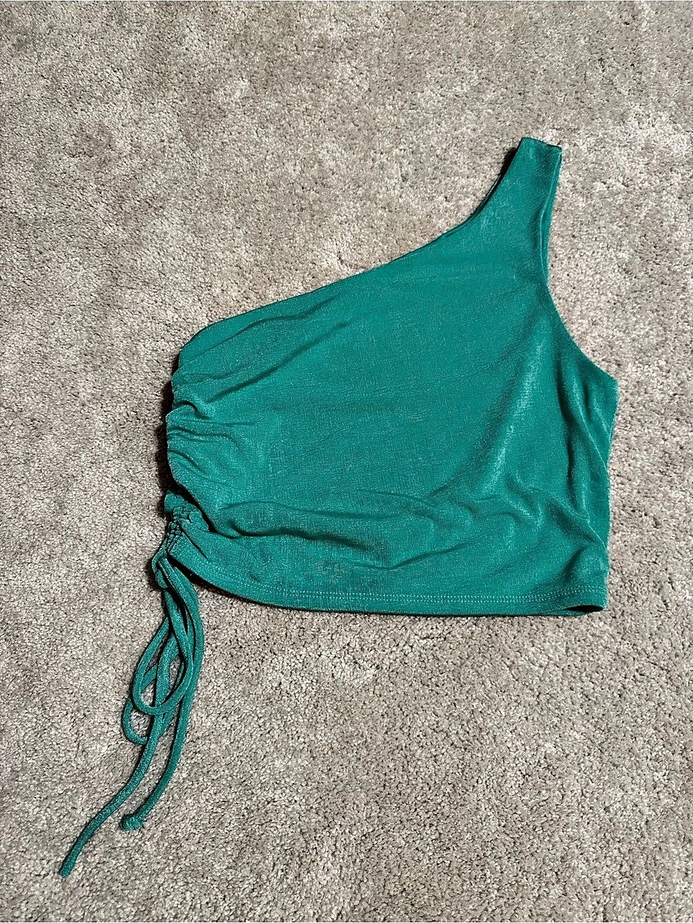 VICI Asymmetrical Ruched Crop Top in Green Size Medium